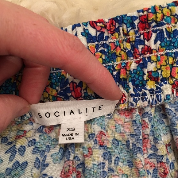 Socialite Nordstrom floral rayon lace hem skirt XS - Picture 4 of 6